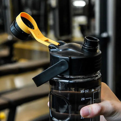 Sports Water Bottle w/Straw